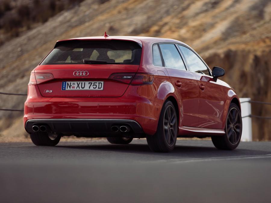  Audi S3 Sportback (8V) 2013 года  (AU) (фото 12 из 21)